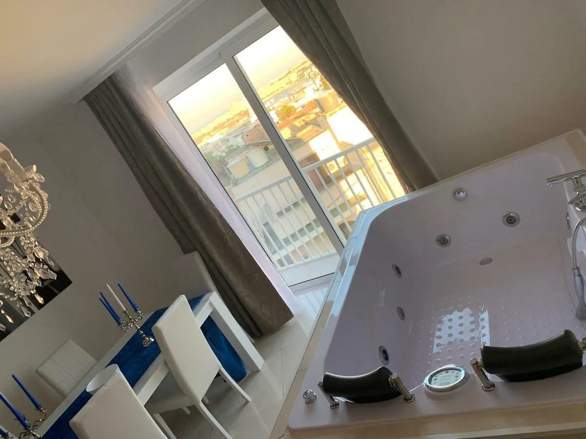 Harbour View Apartment St. Julian's